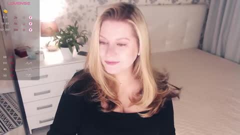 Snapshot of helenbonham chatting on 3, 3, 2025 Helena Bonham online show from 3, 3, 2025