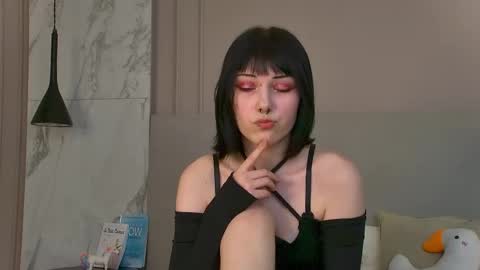 Helen online show from 23, 10, 2025