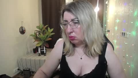 Snapshot of helenenigma chatting on 26, 1, 2025 helenenigma online show from 26, 1, 2025