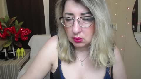 Snapshot of helenenigma chatting on 7, 2, 2025 helenenigma online show from 7, 2, 2025