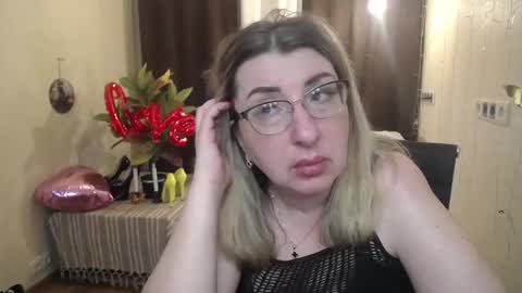 Snapshot of helenenigma chatting on 20, 2, 2025 helenenigma online show from 20, 2, 2025