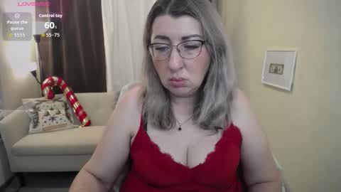 Snapshot of helenenigma chatting on 25, 11, 2025 helenenigma online show from 25, 11, 2025