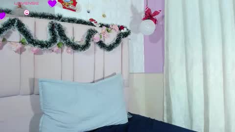 helenn online show from 14, 12, 2025