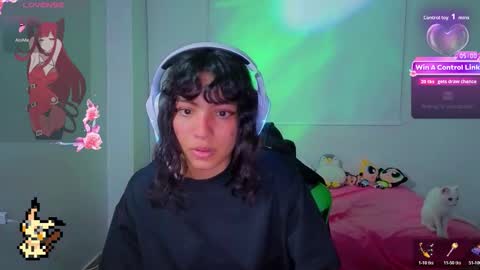 Helia Transfem and Amy online show from 19, 2, 2026