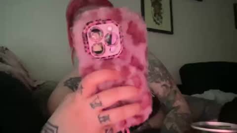 Snapshot of hell0kittyblood chatting on 20, 2, 2025 Bunnie Rotz online show from 20, 2, 2025