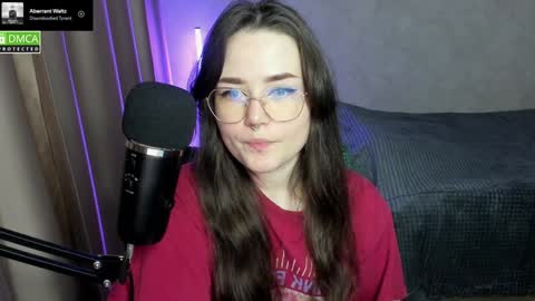 Snapshot of hell_hotline chatting on 27, 12, 2024 Red online show from 27, 12, 2024