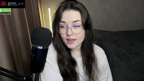 Snapshot of hell_hotline chatting on 11, 1, 2025 Red online show from 11, 1, 2025