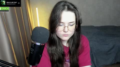 Snapshot of hell_hotline chatting on 19, 1, 2025 Red online show from 19, 1, 2025