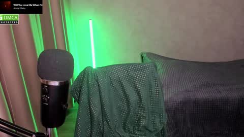 Snapshot of hell_hotline chatting on 28, 1, 2025 Red online show from 28, 1, 2025