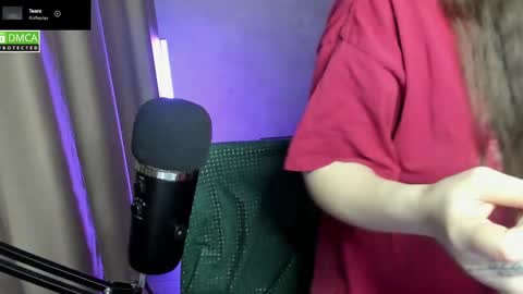 Snapshot of hell_hotline chatting on 14, 2, 2025 Red online show from 14, 2, 2025