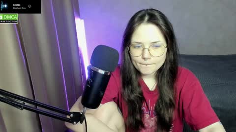 Snapshot of hell_hotline chatting on 15, 2, 2025 Red online show from 15, 2, 2025