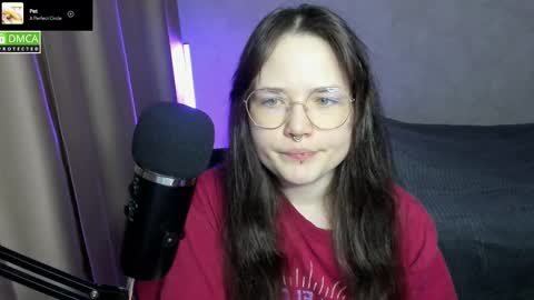 Snapshot of hell_hotline chatting on 15, 2, 2025 Red online show from 15, 2, 2025