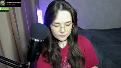 Snapshot of hell_hotline chatting on 17, 2, 2025 Red online show from 17, 2, 2025