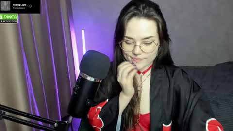 Snapshot of hell_hotline chatting on 1, 3, 2025 Red online show from 1, 3, 2025