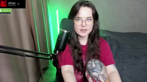 Snapshot of hell_hotline chatting on 11, 3, 2025 Red online show from 11, 3, 2025