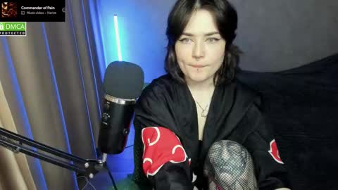 Snapshot of hell_hotline chatting on 22, 11, 2025 Red online show from 22, 11, 2025