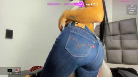 Snapshot of hellen__smith_ chatting on 14, 10, 2025 hellen__smith_ online show from 14, 10, 2025