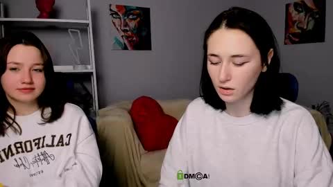 Snapshot of helli_belli chatting on 4, 3, 2025 Helli online show from 4, 3, 2025