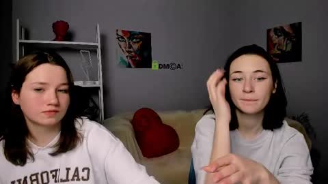 Snapshot of helli_belli chatting on 4, 3, 2025 Helli online show from 4, 3, 2025