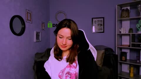 Snapshot of helli_belli chatting on 10, 3, 2025 Helli online show from 10, 3, 2025