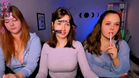 Snapshot of helli_belli chatting on 6, 10, 2025 Helli online show from 6, 10, 2025