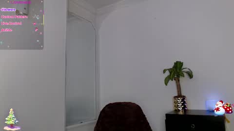 Snapshot of hello_candy chatting on 1, 11, 2025 Candy online show from 1, 11, 2025