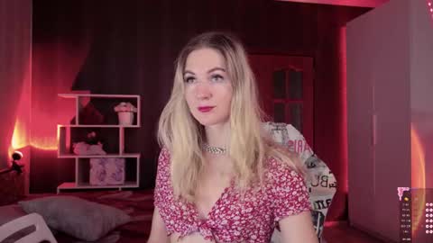 Snapshot of hello_lisha chatting on 26, 9, 2025 Alisia Monday to Friday from 10 am to 4 pm GMT 2 online show from 26, 9, 2025
