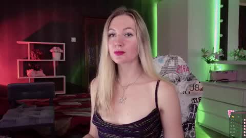 Snapshot of hello_lisha chatting on 16, 10, 2025 Alisia Monday to Friday from 10 am to 4 pm GMT 2 online show from 16, 10, 2025