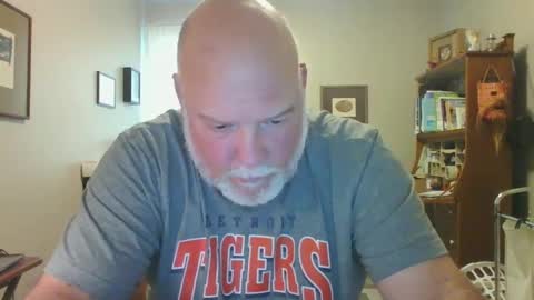 Snapshot of helloforfun111 chatting on 7, 10, 2025 helloforfun111 online show from 7, 10, 2025