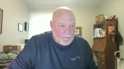 Snapshot of helloforfun111 chatting on 19, 10, 2025 helloforfun111 online show from 19, 10, 2025