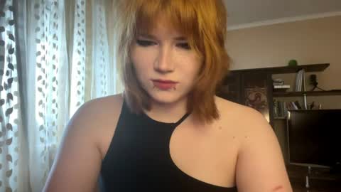 Snapshot of hellokinki chatting on 17, 6, 2026 hellokinki online show from 17, 6, 2026