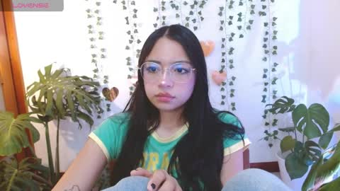 Snapshot of hellokitty_valery1 chatting on 4, 5, 2026 hellokitty_valery1 online show from 4, 5, 2026