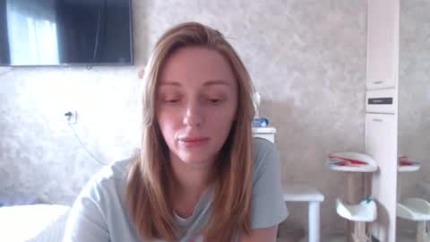 Snapshot of hellokittykaty chatting on 22, 4, 2026 Victory online show from 22, 4, 2026