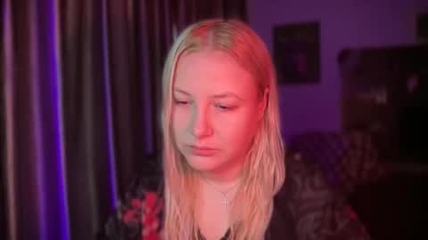 Snapshot of hellyriddle chatting on 16, 12, 2025 DeleteyourSadness online show from 16, 12, 2025