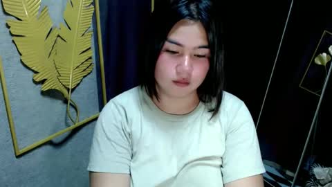 Snapshot of heluv_tiara chatting on 23, 9, 2025 tiara tine online show from 23, 9, 2025