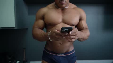 Snapshot of henrimusclee chatting on 26, 2, 2026 Henri online show from 26, 2, 2026