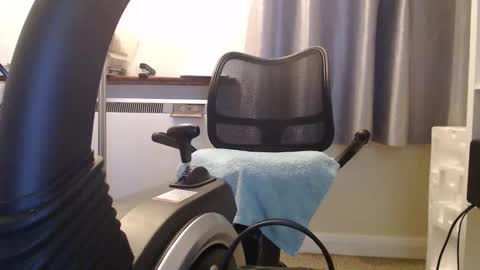 Snapshot of henryjxxx chatting on 15, 10, 2025 henryjxxx online show from 15, 10, 2025