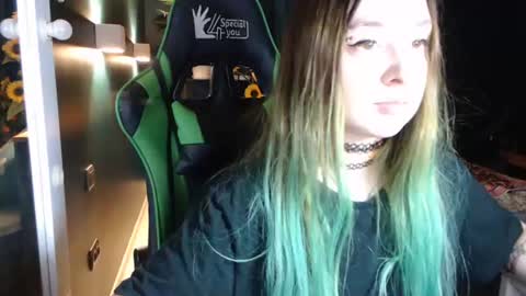 Hentaishiing online show from 19, 6, 2026