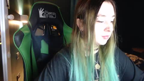 Hentaishiing online show from 28, 7, 2026