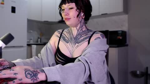 Snapshot of herbal_helpmepls chatting on 25, 1, 2025 dirty Diana online show from 25, 1, 2025