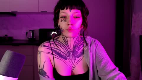 Snapshot of herbal_helpmepls chatting on 6, 2, 2025 dirty Diana online show from 6, 2, 2025