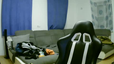 Snapshot of herbstenden chatting on 4, 2, 2025 John Pearl online show from 4, 2, 2025