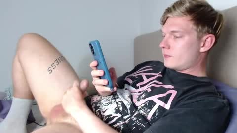 Snapshot of hercules__ chatting on 1, 4, 2026 Gregblonde Alextattoo online show from 1, 4, 2026