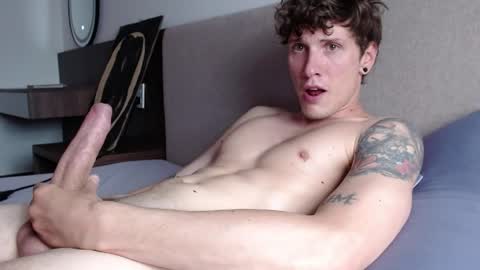 Snapshot of hercules__ chatting on 2, 4, 2026 Gregblonde Alextattoo online show from 2, 4, 2026