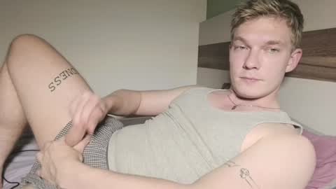 Snapshot of hercules__ chatting on 30, 6, 2026 Gregblonde Alextattoo online show from 30, 6, 2026