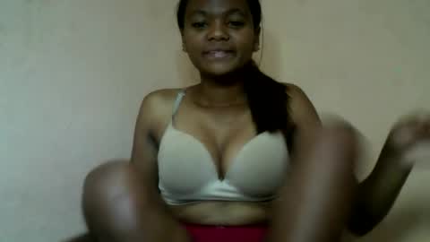 Snapshot of herisse01 chatting on 6, 6, 2026 herisse01 online show from 6, 6, 2026