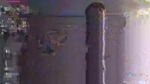 Snapshot of hermdog chatting on 25, 11, 2025 hersheykiss online show from 25, 11, 2025