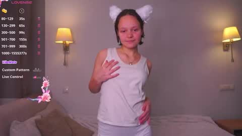 Snapshot of herminaabedi chatting on 5, 12, 2025 Hermina online show from 5, 12, 2025