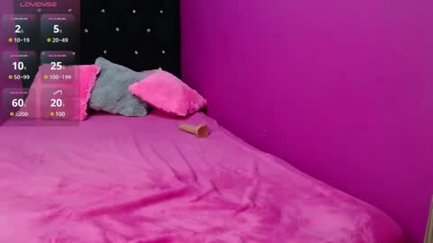 Snapshot of hermione_sweet18 chatting on 11, 2, 2025 Alana online show from 11, 2, 2025