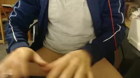 Snapshot of hero0111 chatting on 11, 9, 2025 hero0111 online show from 11, 9, 2025